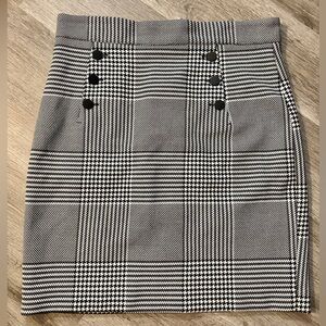 H&M Houndstooth Pencil Skirt with Accent Buttons